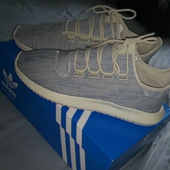 NEW Tubular Shadow Adidas - Picture 3 of 4